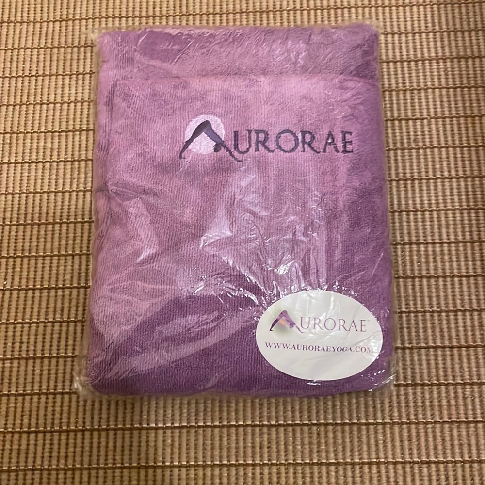 Aurorae Yoga Sport Towel Purple